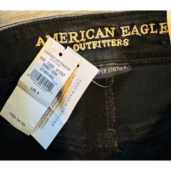 American Eagle Black Lace Floral Super Stretch  Hi-Rise Shorts Size 4 NWT - Picture 5 of 7